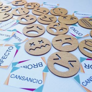 Emoticones + Tarjetas